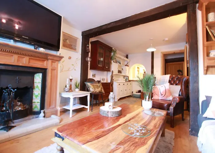 Cockle Cottage, An Artists Haven, Charming Cottage By Air Premier